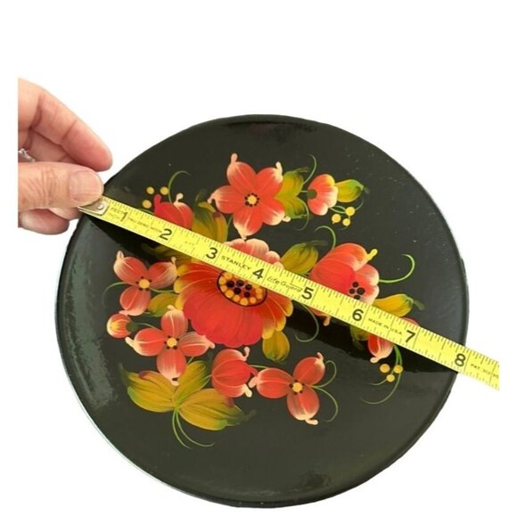 Russian Signed HandPainted Black Lacquer Floral Wall Plates Set Of 3 - 8, 9, 10" - Picture 3 of 7
